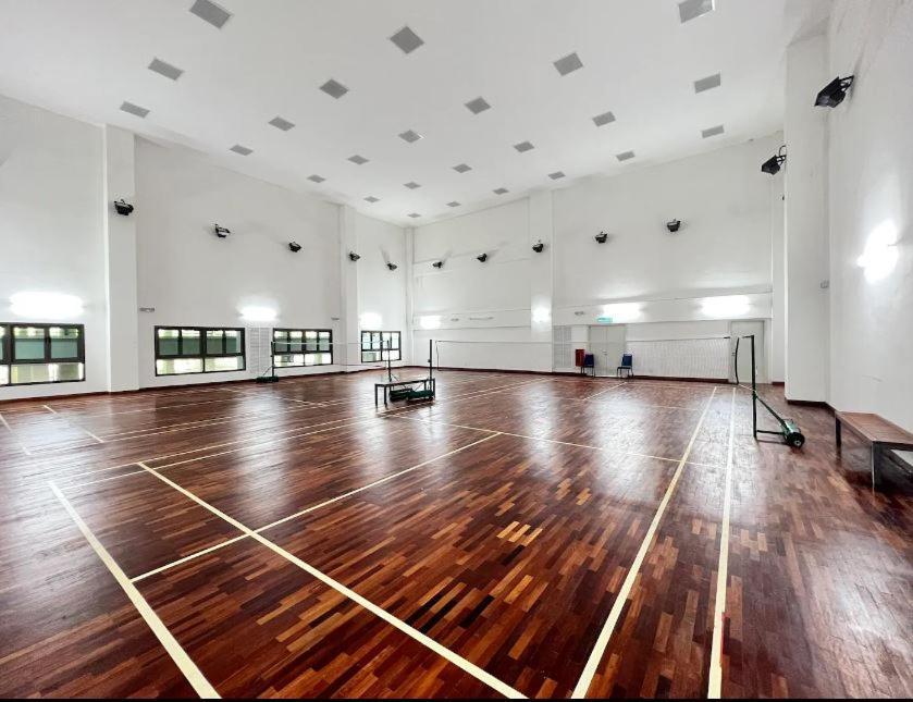 Iskandar Residences 3 Bedroom Нусаджая Екстериор снимка